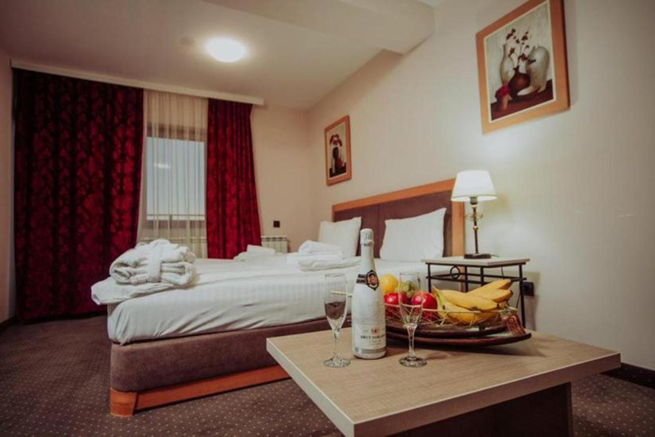 Hotel Milmari - Wellness & Spa Kopaonik Habitación foto
