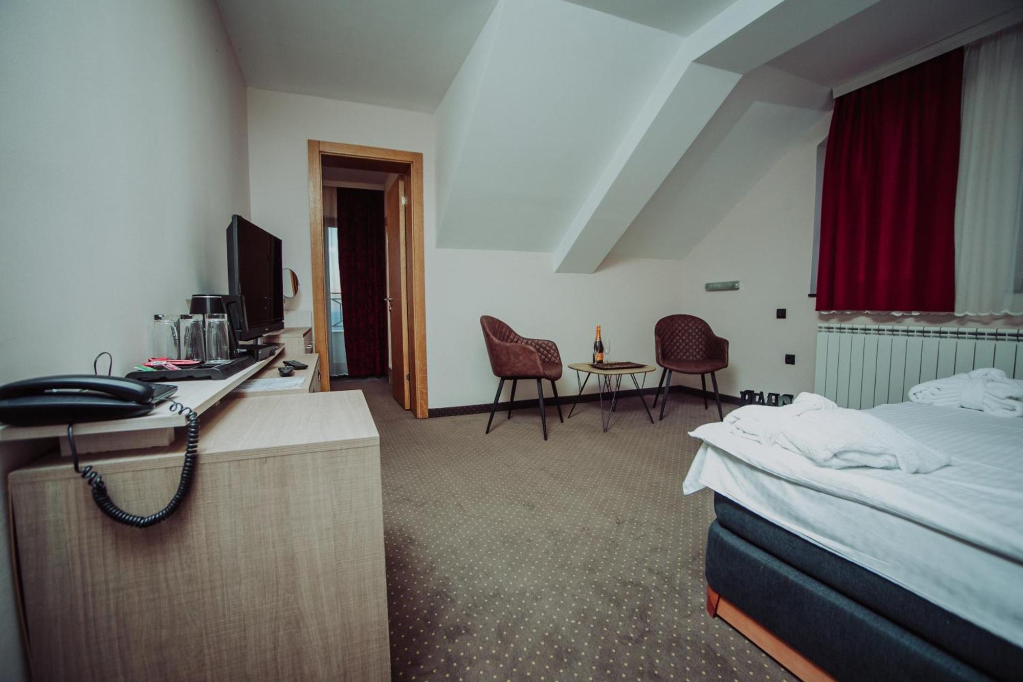 Hotel Milmari - Wellness & Spa Kopaonik Habitación foto